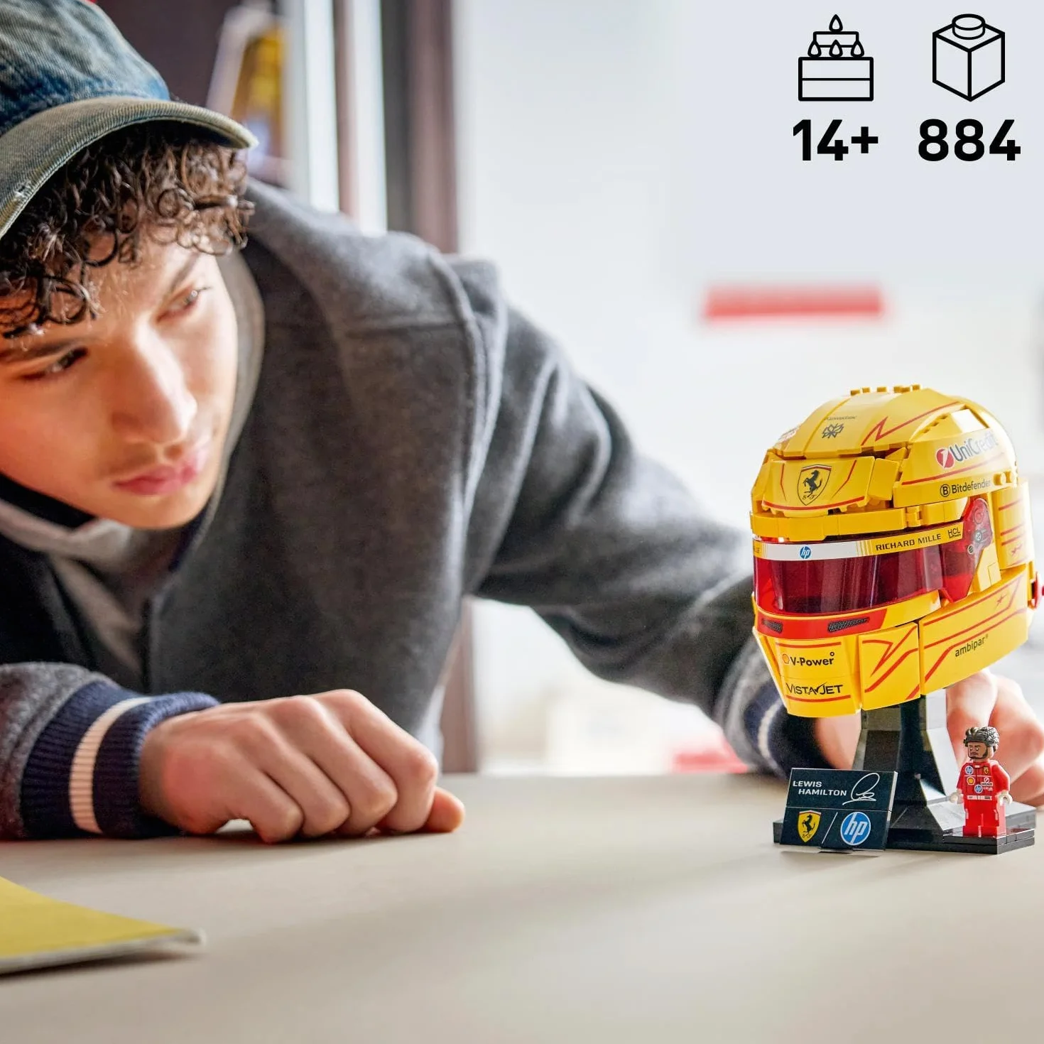 LEGO Scuderia Ferrari HP Casque Lewis Hamilton 43022 Maquette F1 Minifigurine Collector Cadeau 14 Ans Adulte
