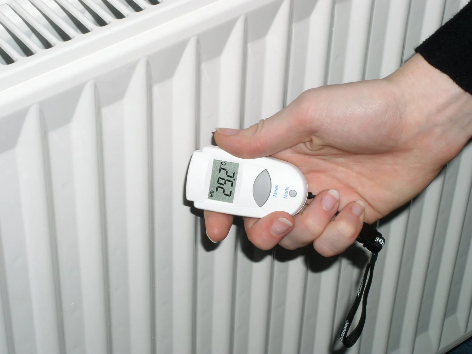 TFA 31.1108 Thermomètre infrarouge