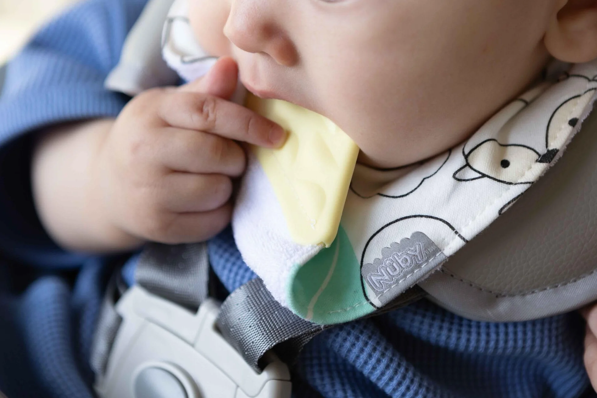 Nuby Lot de 3 bavoirs de dentition bandana