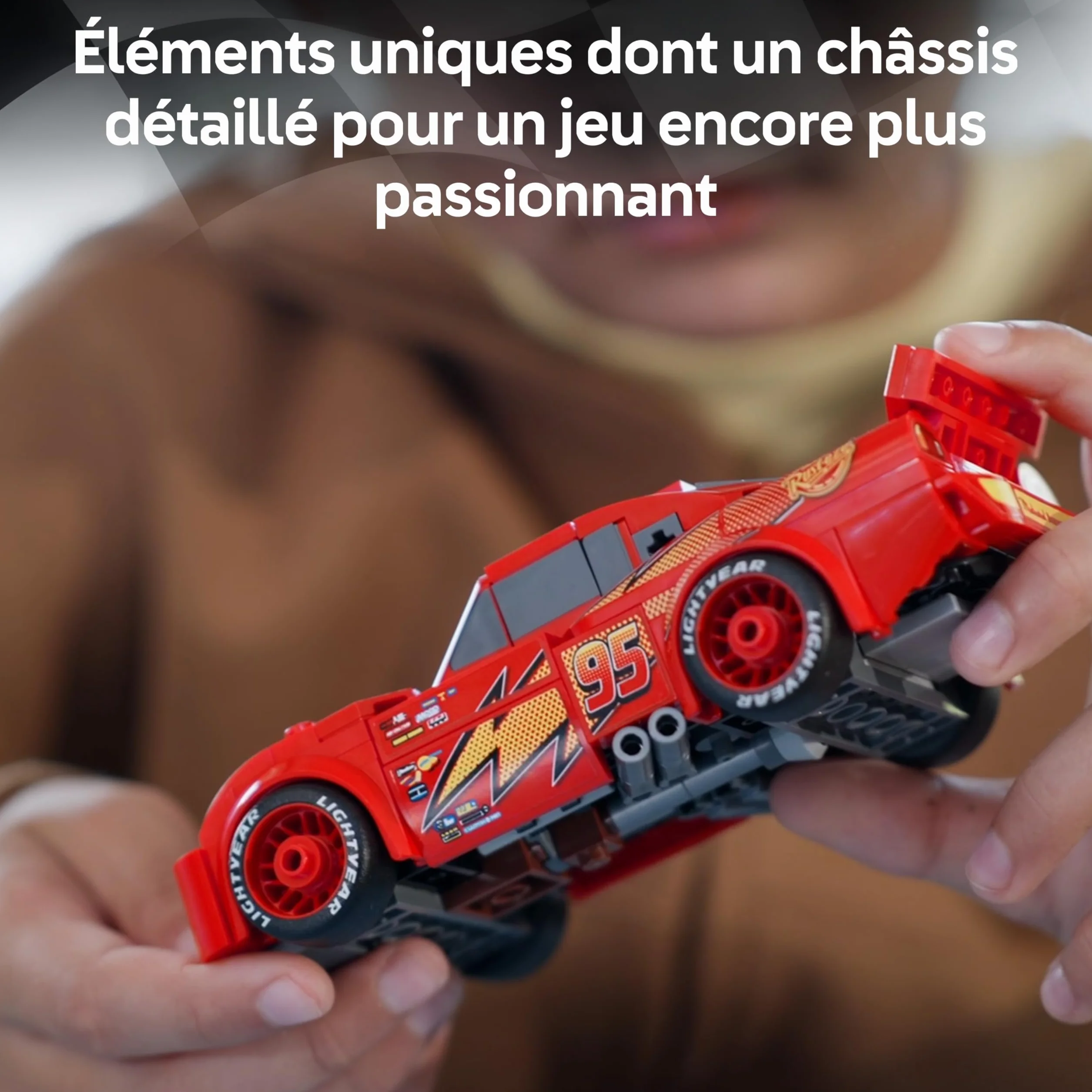 LEGO Speed Champions Flash McQueen Voiture de Course Maquette Collector 77255 Cadeau Disney 9 Ans Fans Cars Pixar
