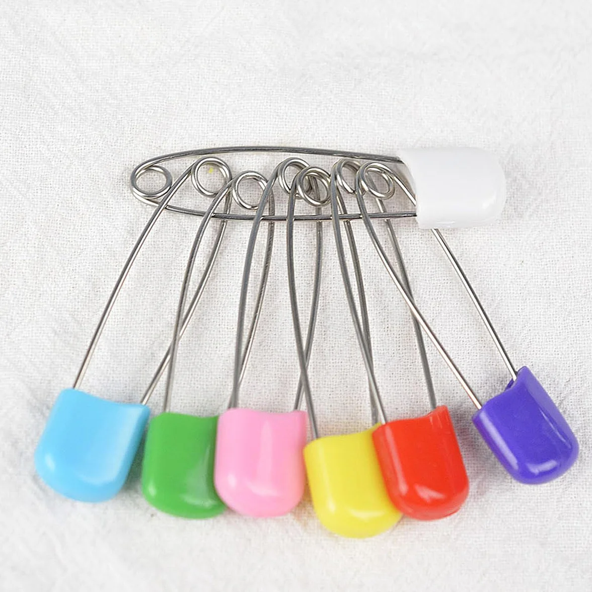 Épingles à nourrice en plastique 40 mm avec fermetures de sécurité, lot de 12
