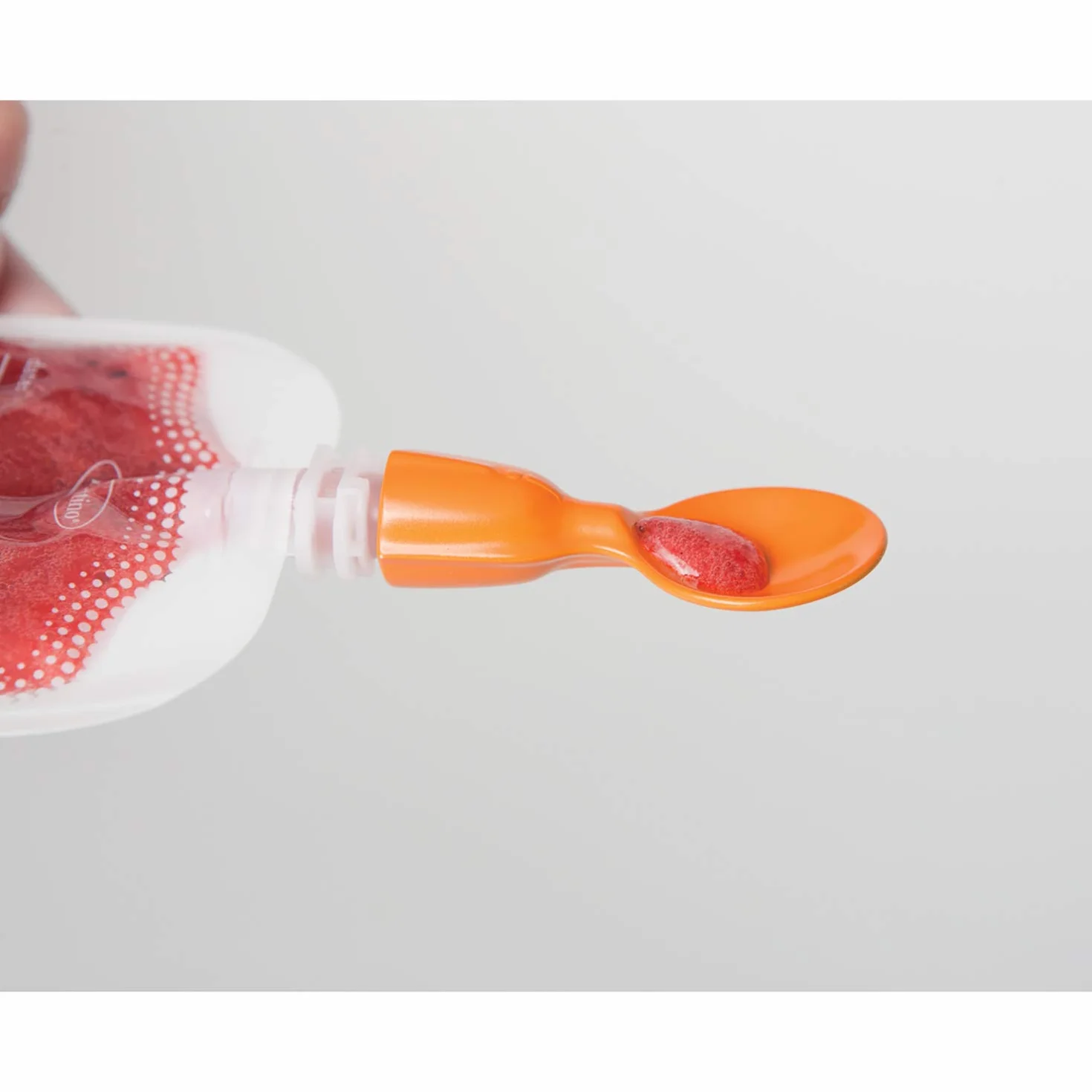 Infantino Lot de 2 Cuillères Pressoir Bébé à Purée Fait Maison + Boite Nomade Presse Aliments Bébé Compatible Gourde Squeeze