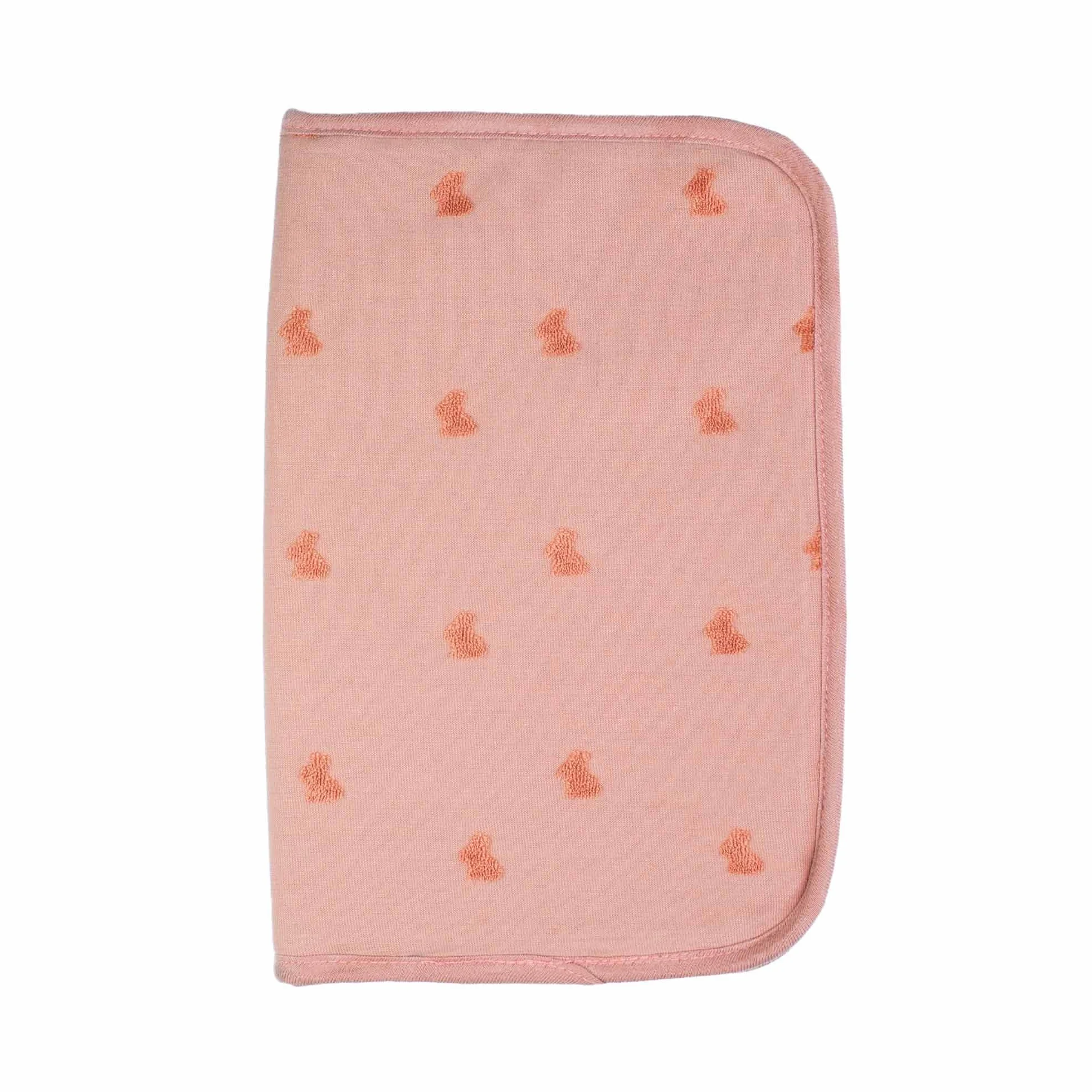 Trois Kilos Sept Protège Carnet de Santé Bébé Rabats Fermeture Zippée Jacquard Petit Lapin Rose Terre de Sienne 17,5x32 cm