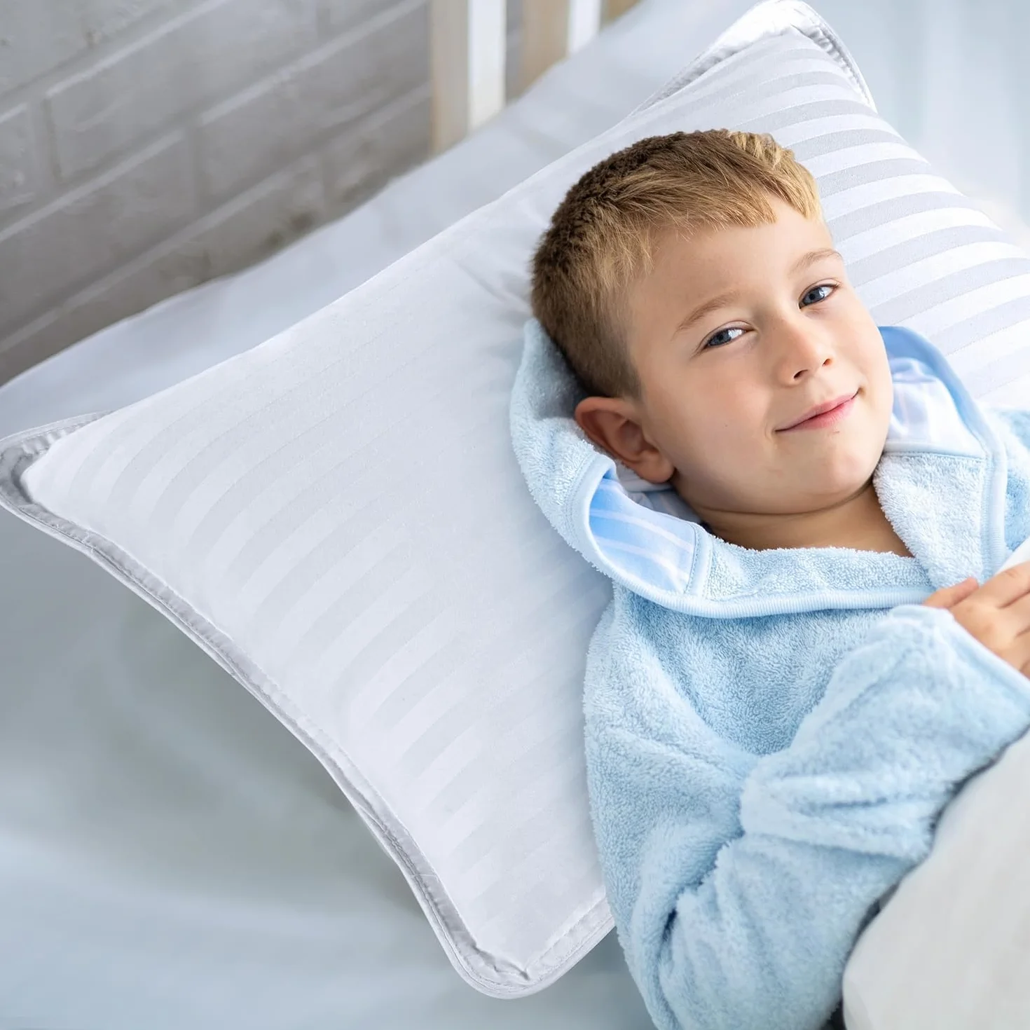 Utopia Bedding Oreiller Enfant Lot de 2 40x60 cm Coussin Tissu Coton Mélangé Respirant Blanc