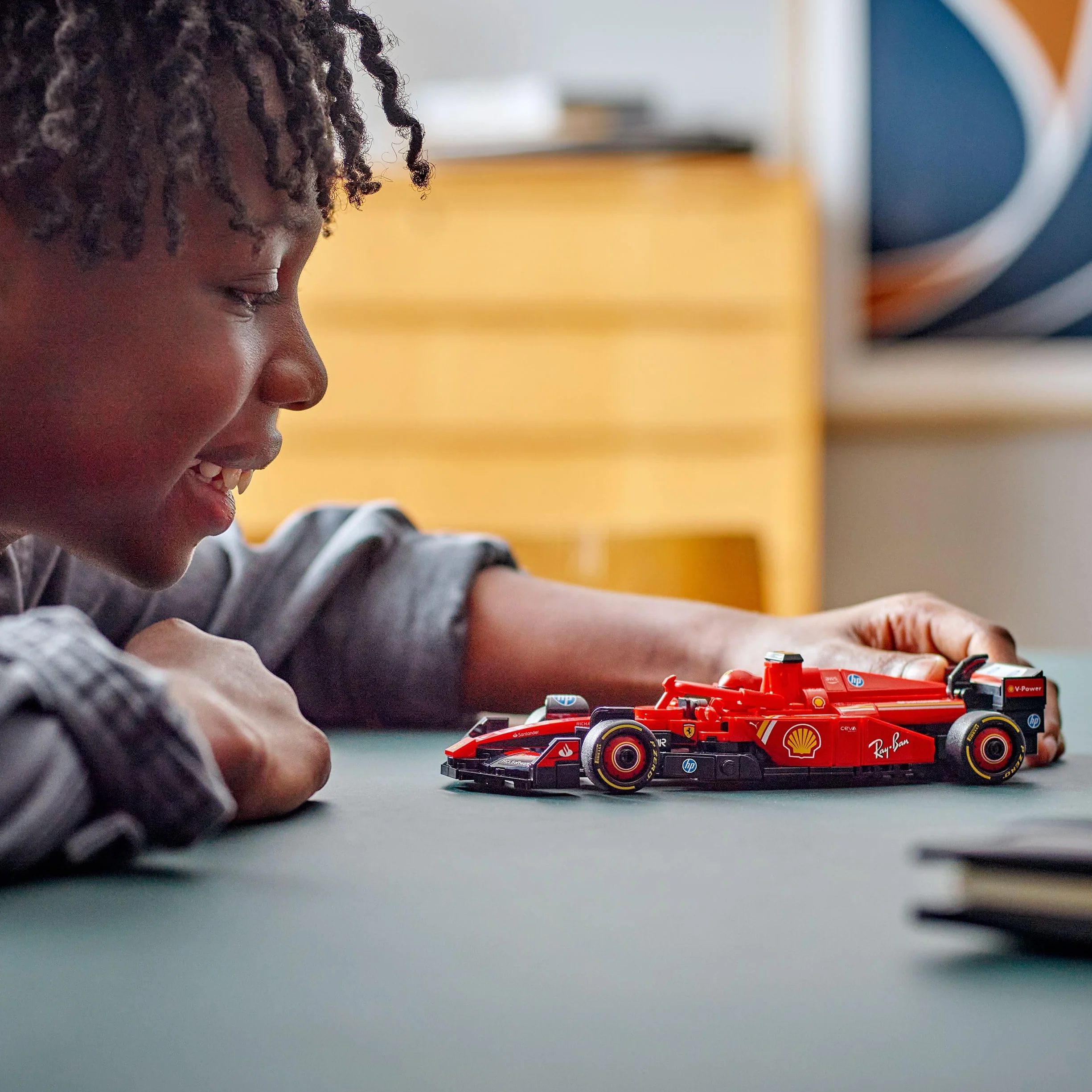 LEGO Speed Champions Ferrari SF-24 F1 Voiture de Course - Jeu de Construction avec Minifigurine Pilote 77242