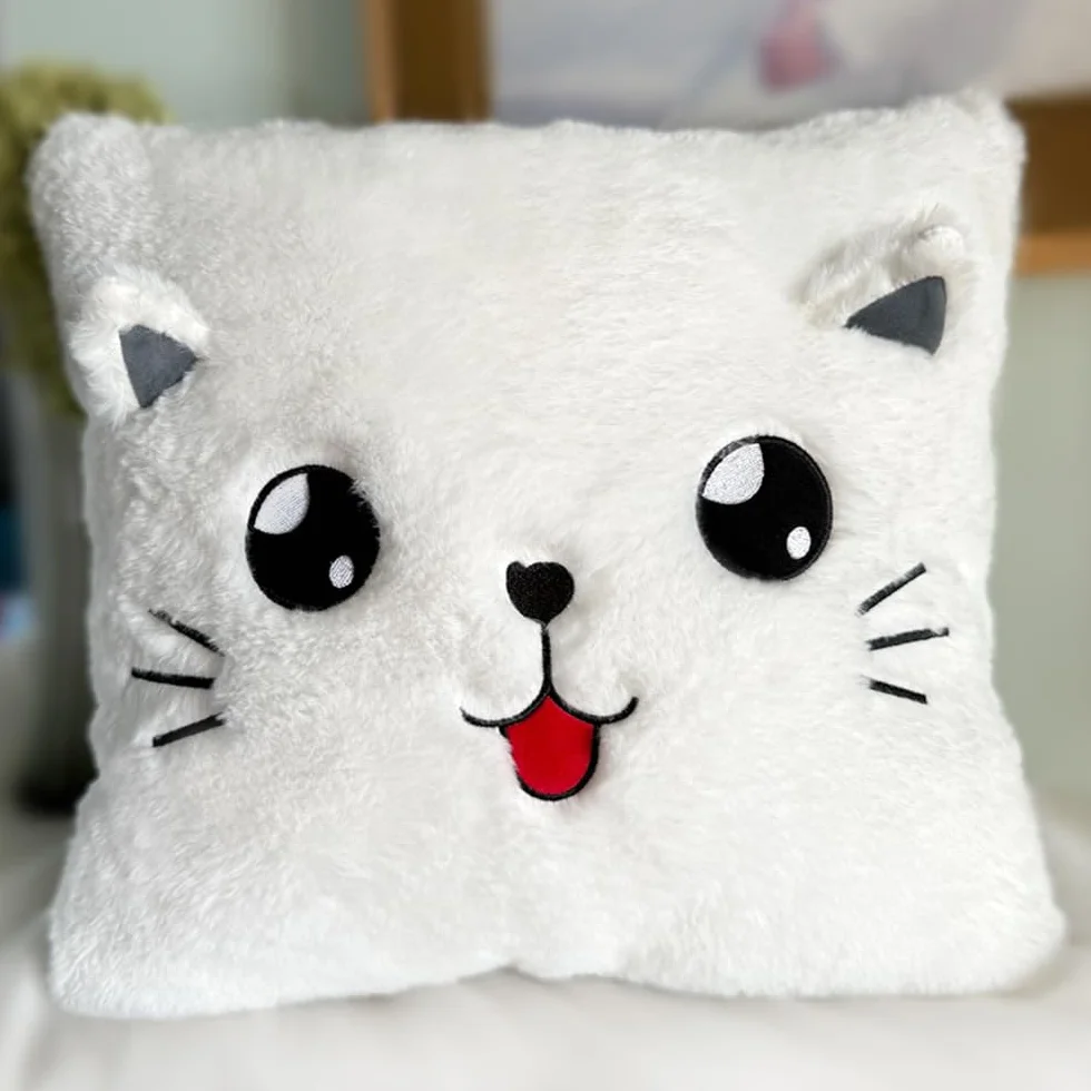 Coussin en peluche douillet pour chambre de bébé et enfant