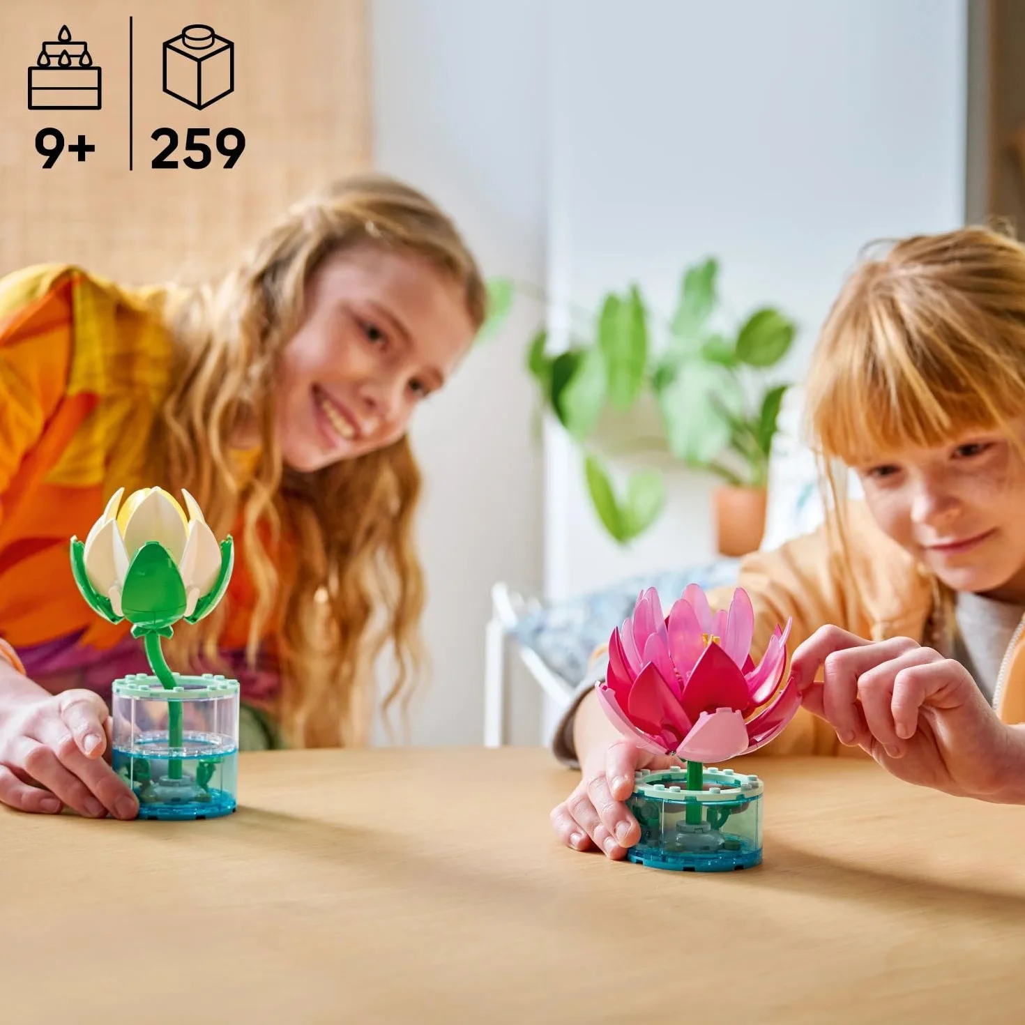 LEGO Botanicals Les Nénuphars Set de Fleurs Artificielles Fausses Plantes en Pot Vases Transparents Décoration DIY 11511