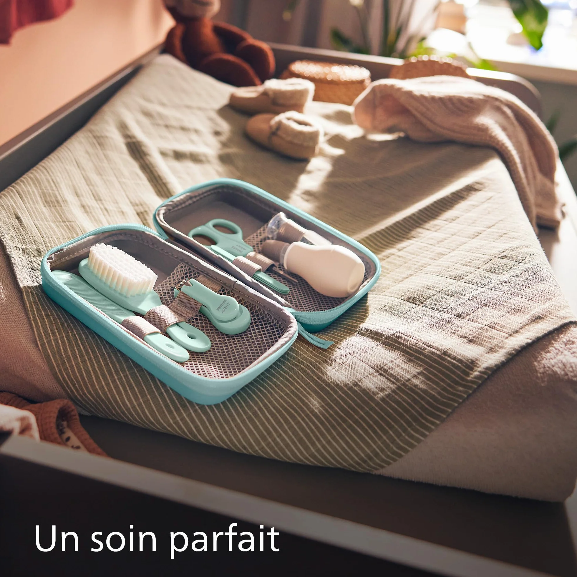 Philips Avent Kit de puériculture 9 accessoires SCH401/00