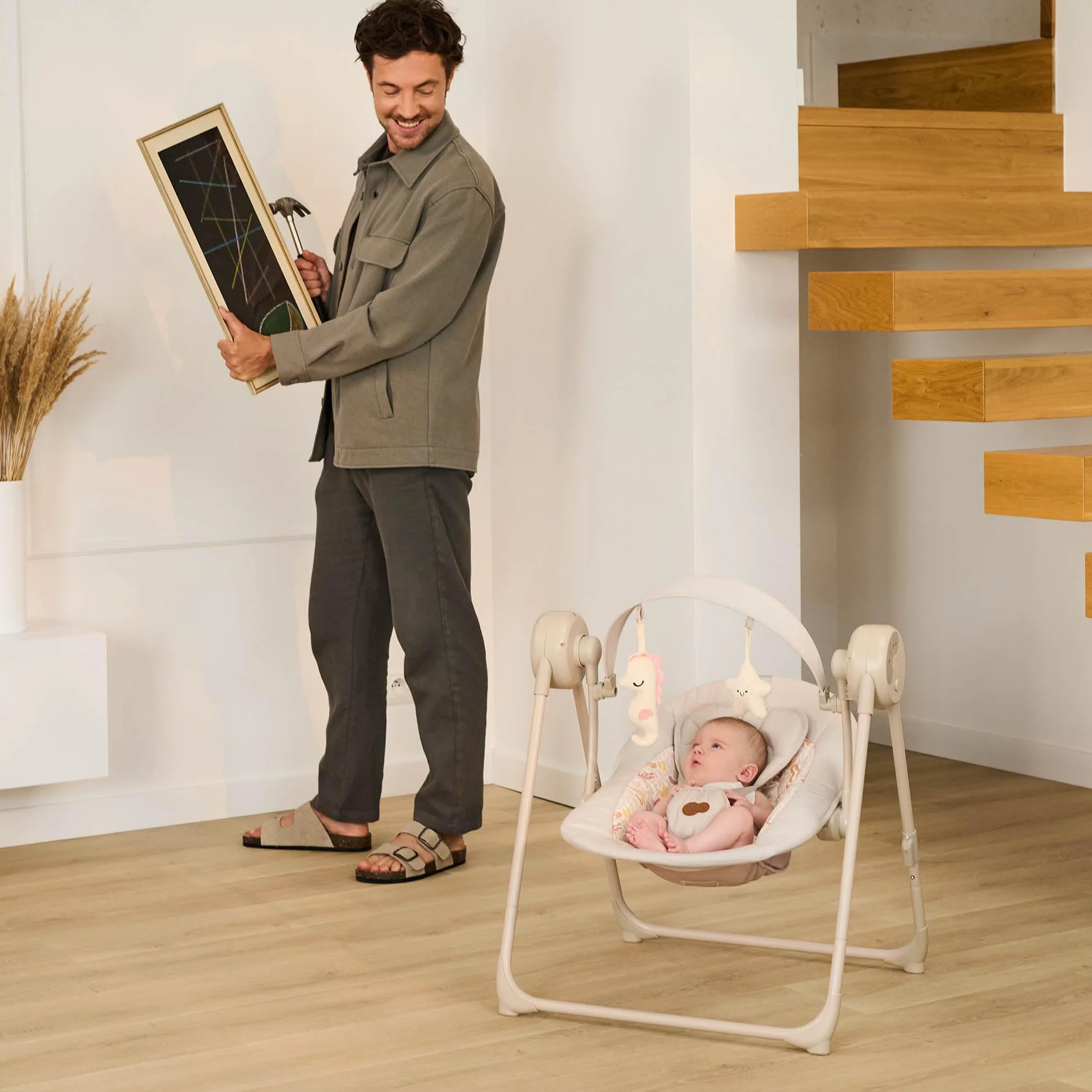 Kinderkraft SWINGEE Transat bébé balancelle dossier réglable 8 mélodies apaisantes berceau pliable Beige