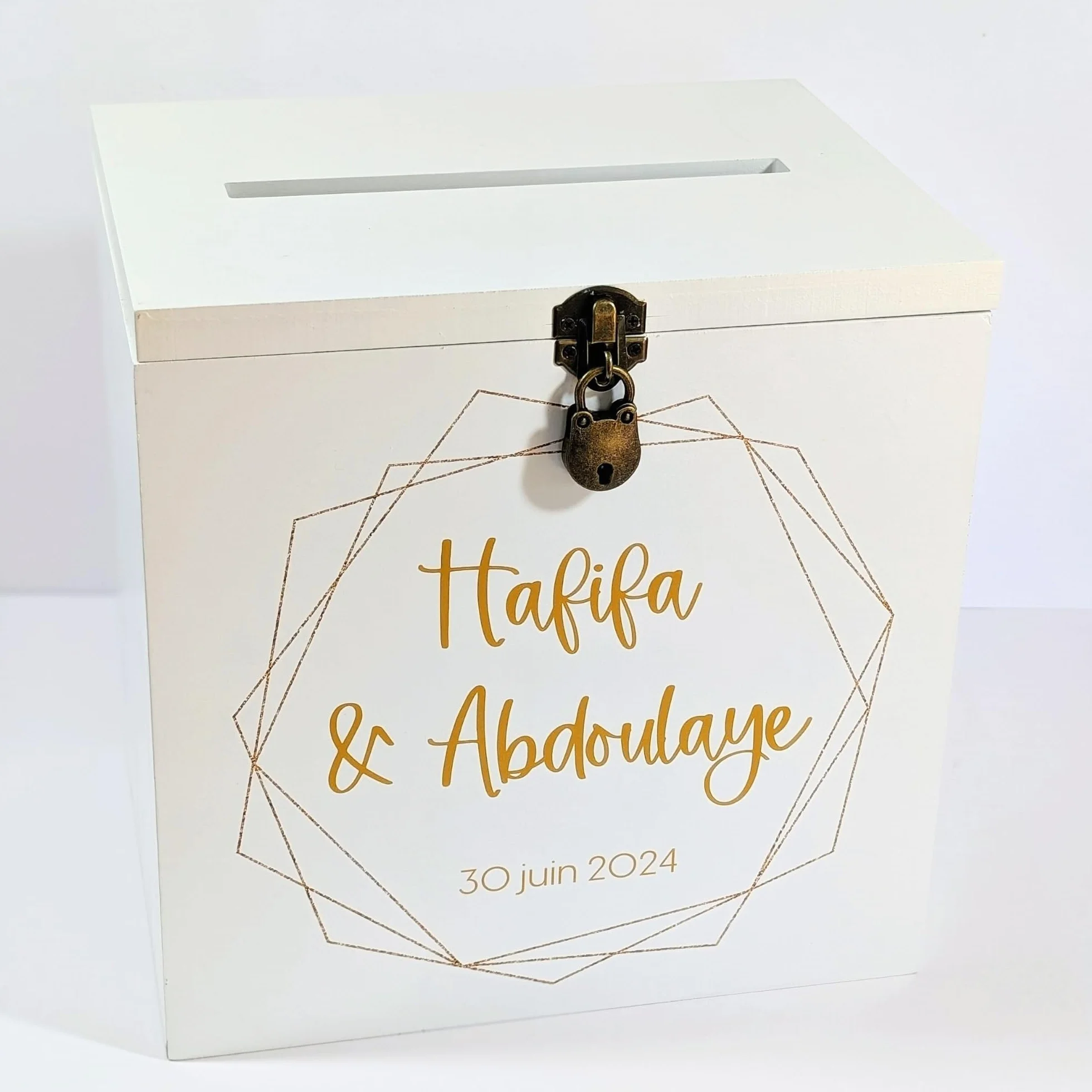 Urne Mariage personnalisée en Bois avec Cadenas 25x25x20 CM Blanche & Or Cagnotte