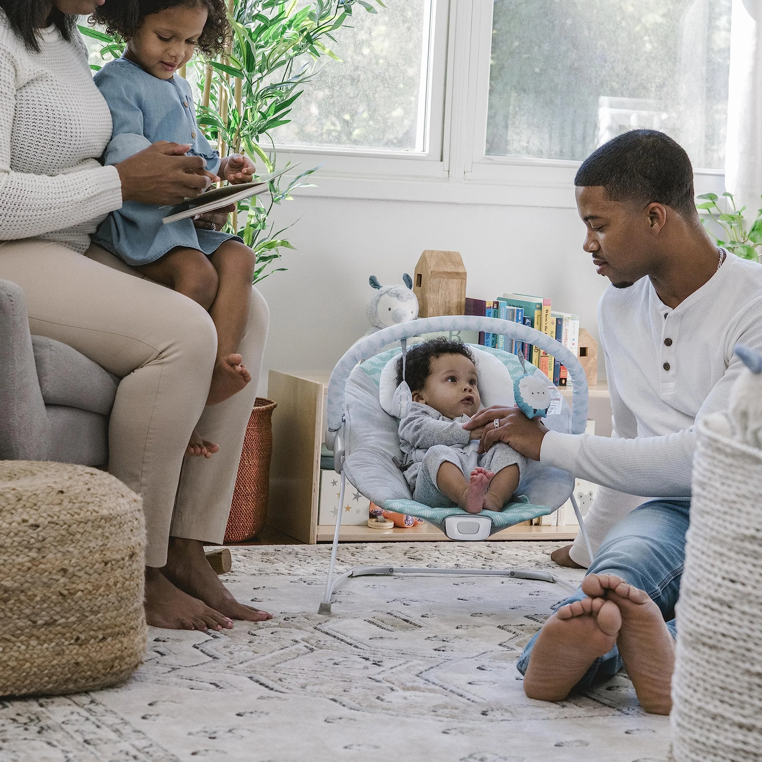 Ingenuity Siège gonflable vibrant de luxe pour bébé 0-6 mois Goji
