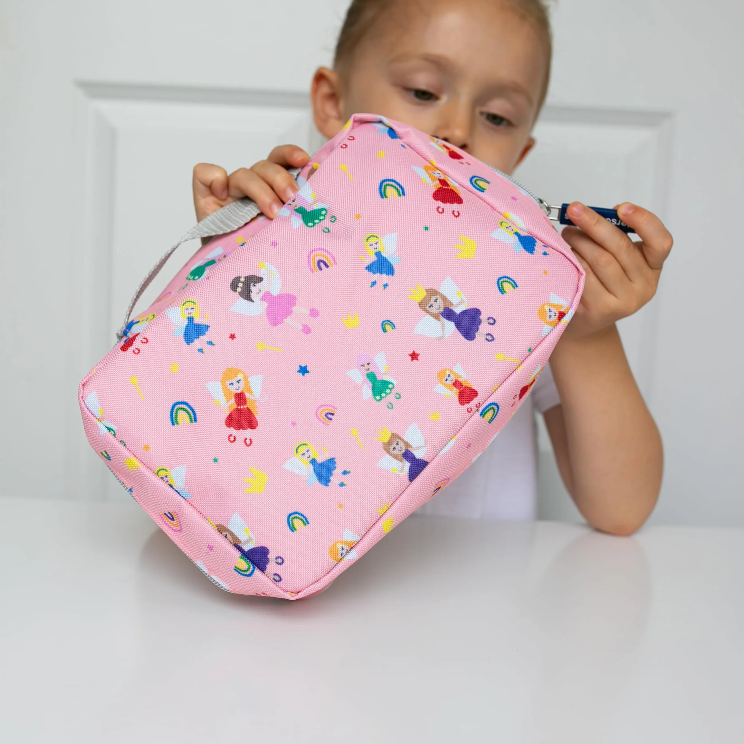 Sac de Lavage de Voyage pour Enfants Suspendu Organisateur Léger Extensible avec Compartiment zippé Poignée Crochet Fées