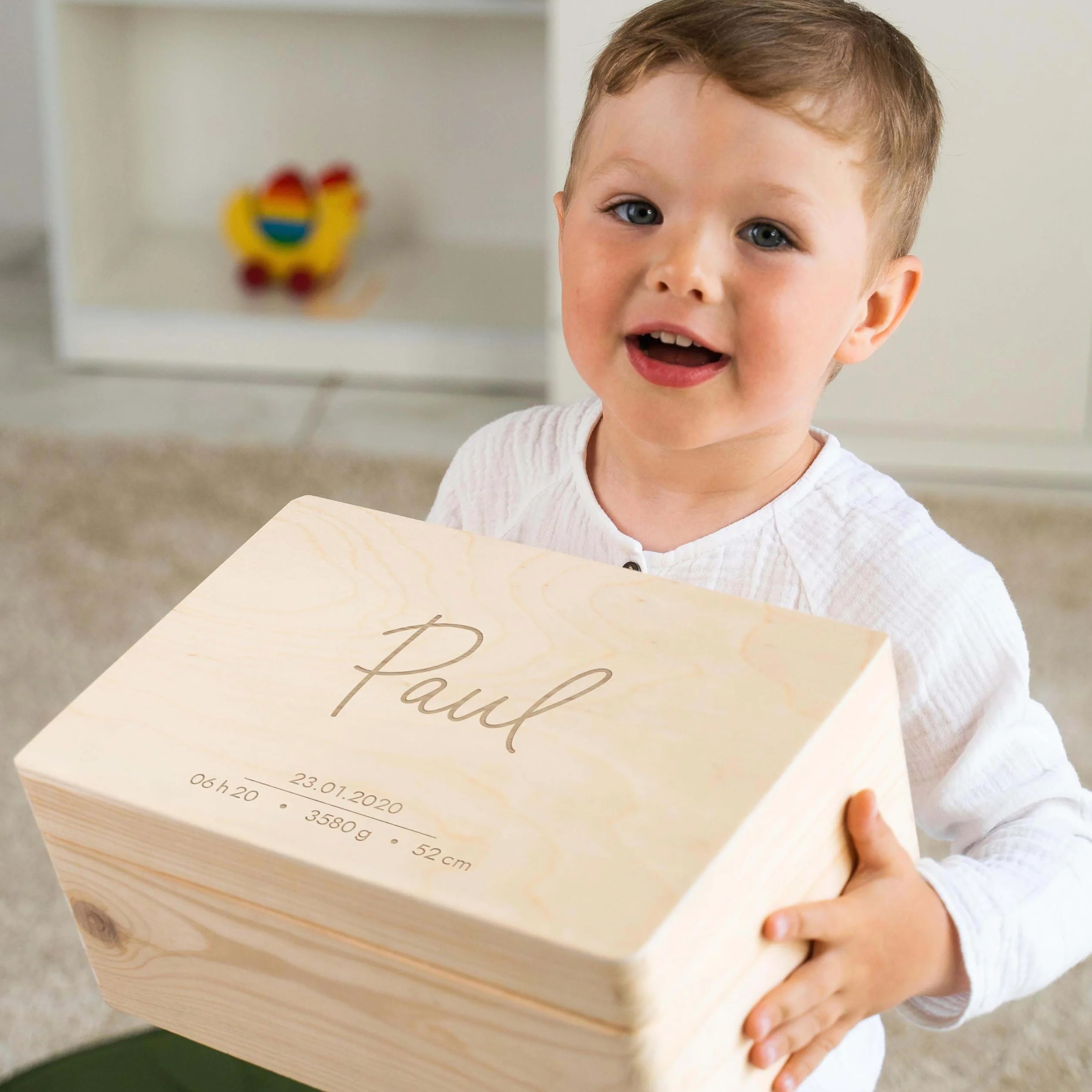 LAUBLUST Boîte à souvenirs bébé personnalisée - Cadeau de naissance avec prénom - Boîte en bois FSC® tailles S M L XL