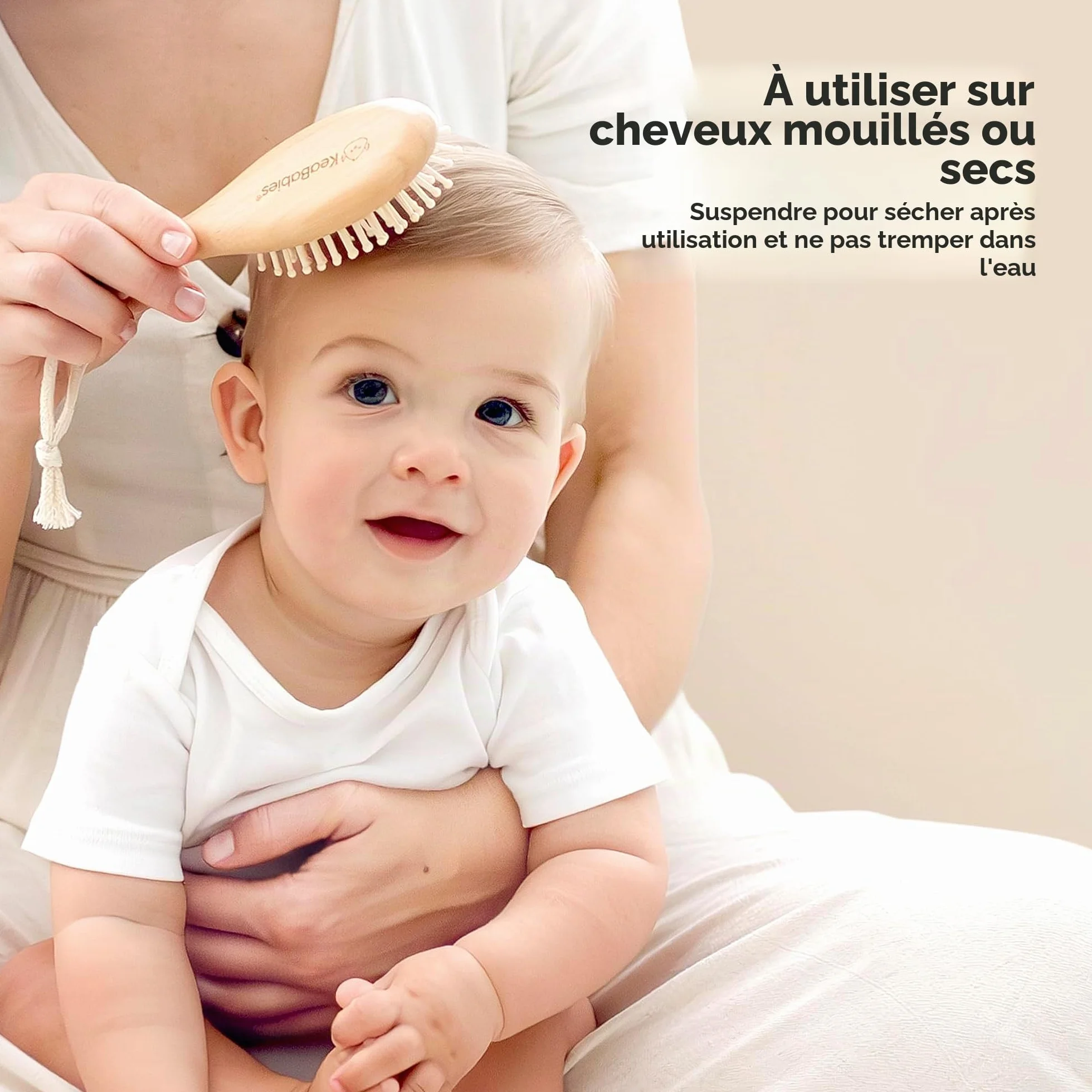 Brosse à Cheveux Bébé Nouveau-né en Bois Naturel avec Poils de Chèvre Doux