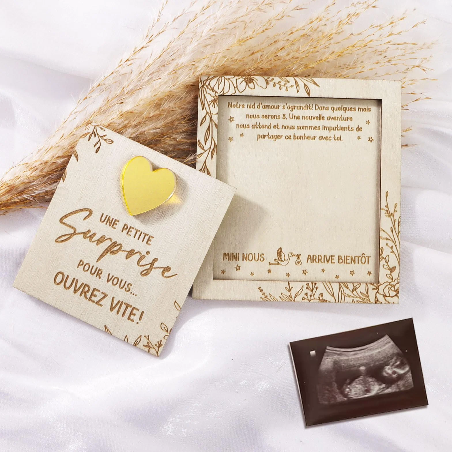 Carte Annonce Grossesse en Bois avec Cœur Doré pour TATA Mamie Tante Grands-parents