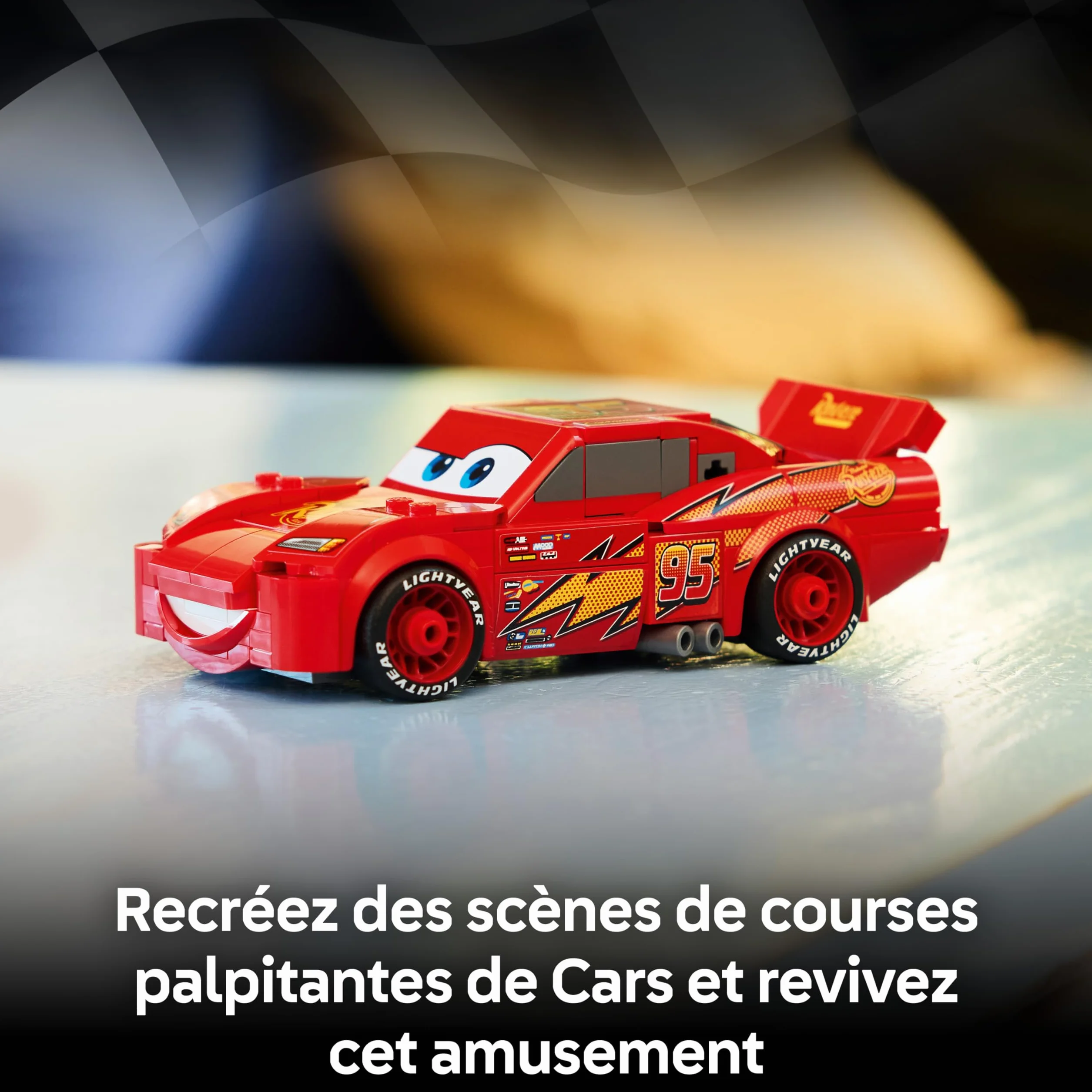 LEGO Speed Champions Flash McQueen Voiture de Course Maquette Collector 77255 Cadeau Disney 9 Ans Fans Cars Pixar