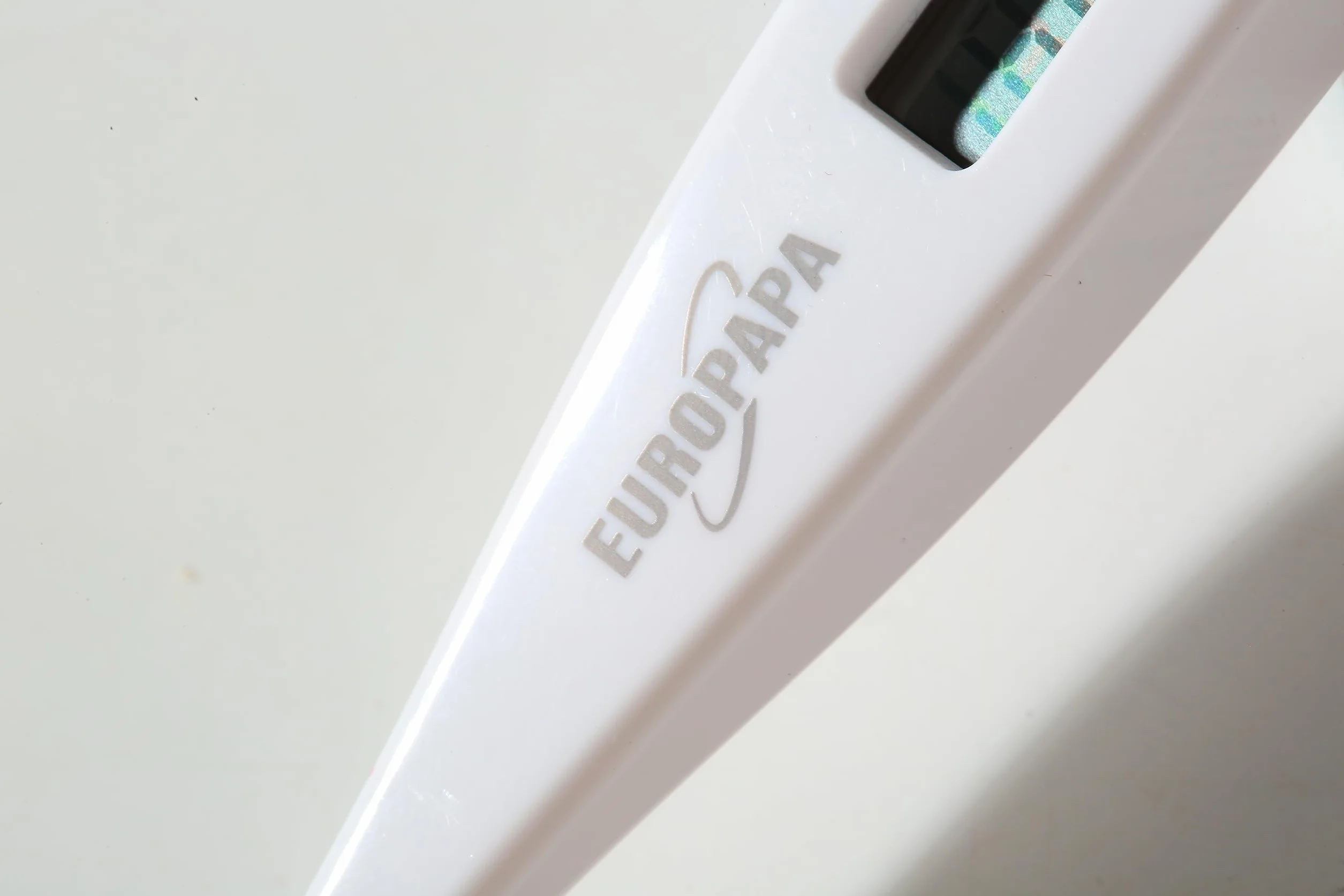 EUROPAPA Thermomètre numérique bébé enfant adulte oral axillaire rectal étanche alarme fièvre Violet