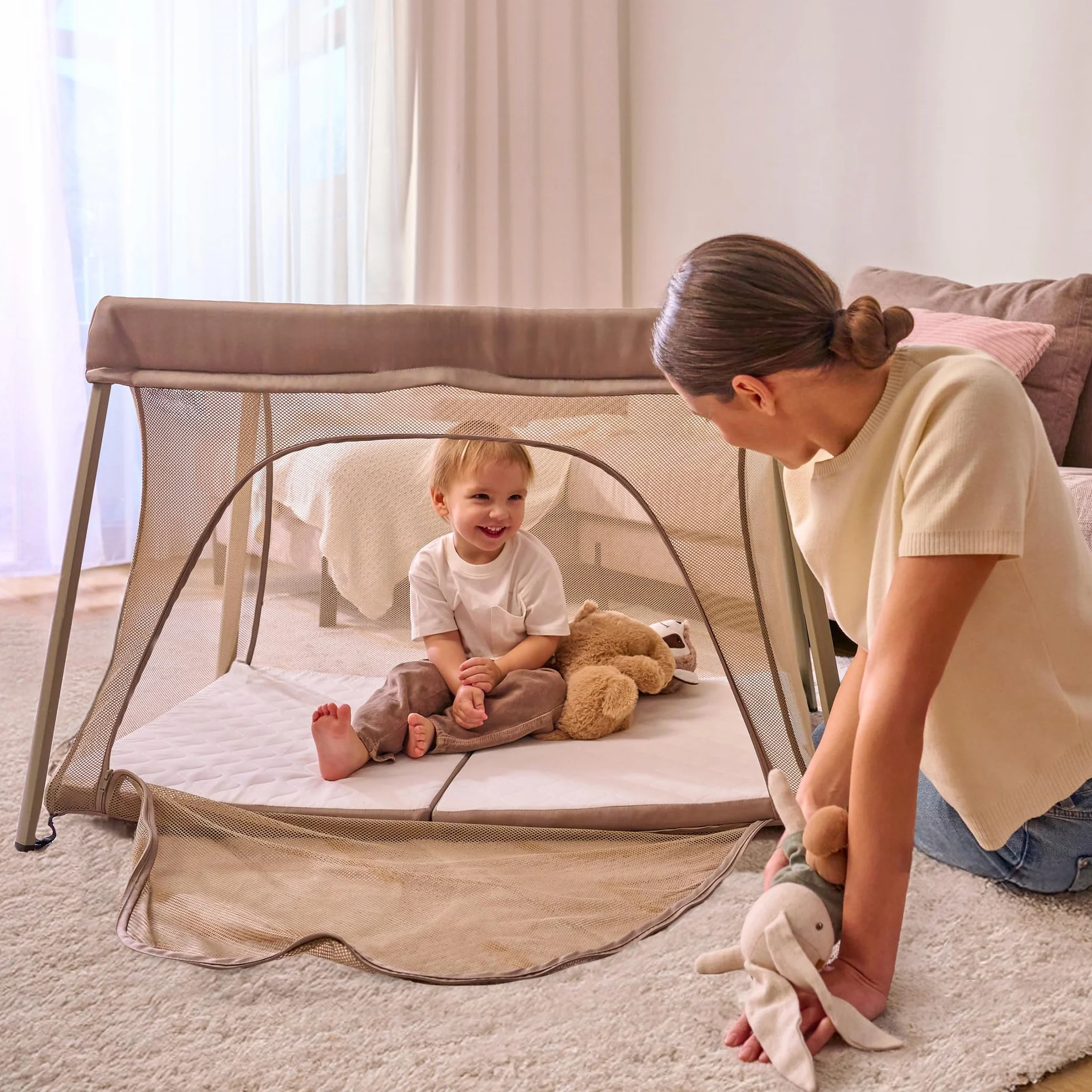 Lionelo Lit de Voyage Bébé Parc Enfant 3en1 Alice 0-15 kg Matelas Mousse 2 Niveaux Hauteur Pliable Léger Entrée Latérale Sac Voyage Beige