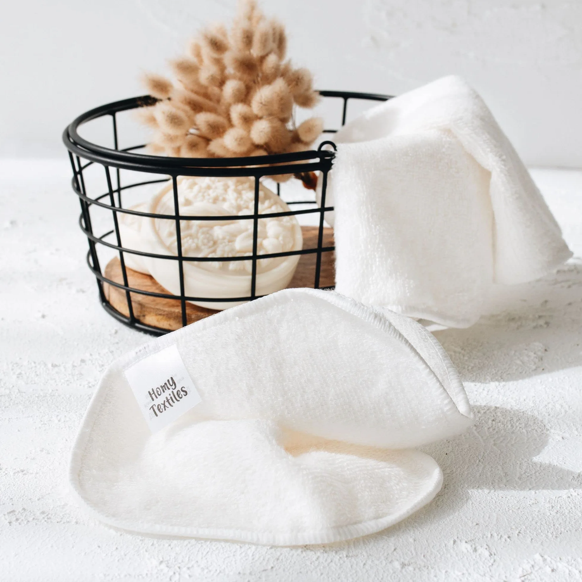 Lot de 25 débarbouillettes réutilisables en Bambou et lingettes pour bébé 20 cm x 20 cm Flanelle Douce avec Sac décoratif 100% Coton