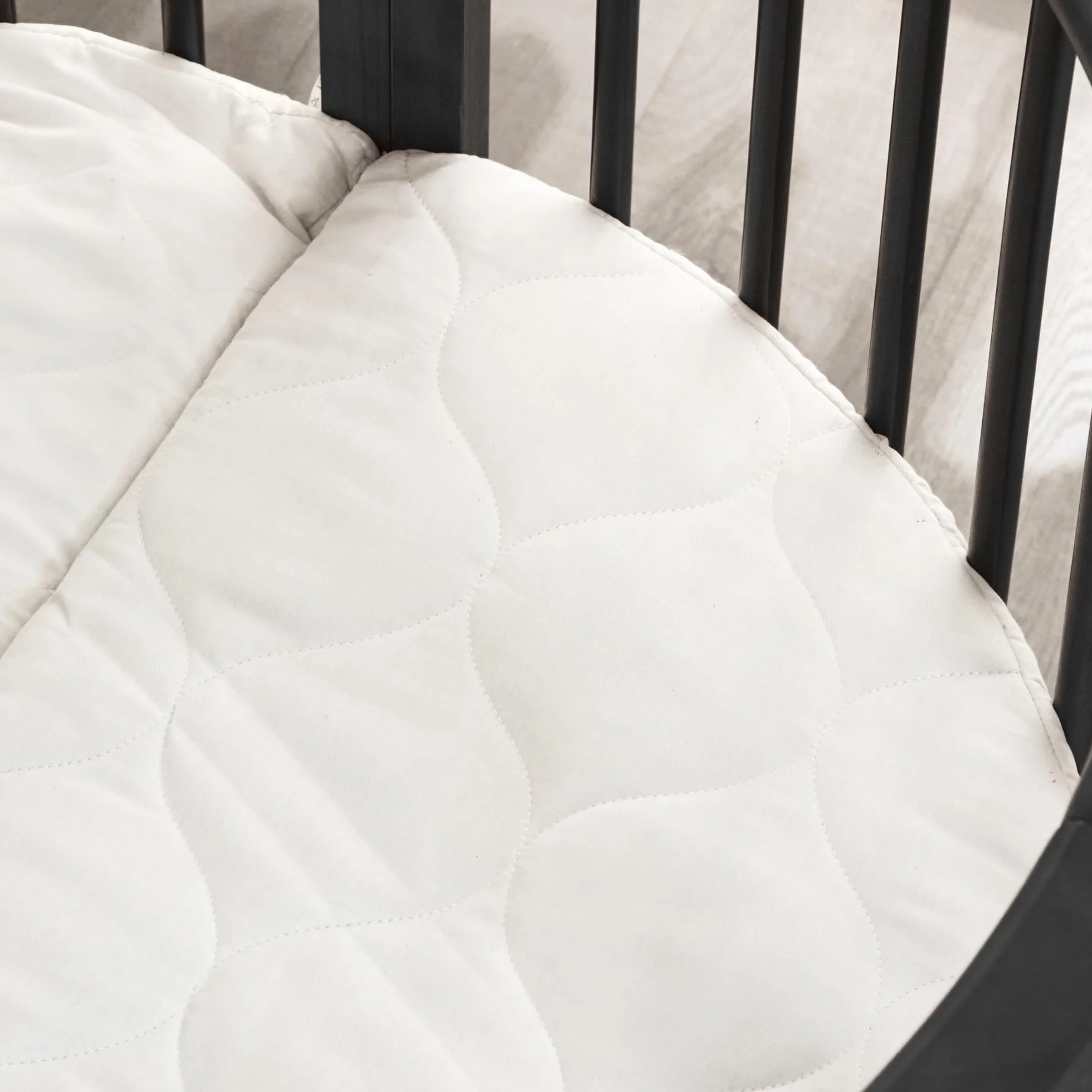Baby Box Coffre de jeu rond en bois Parc Matelas inclus 91 x 91 x 85 cm Noir