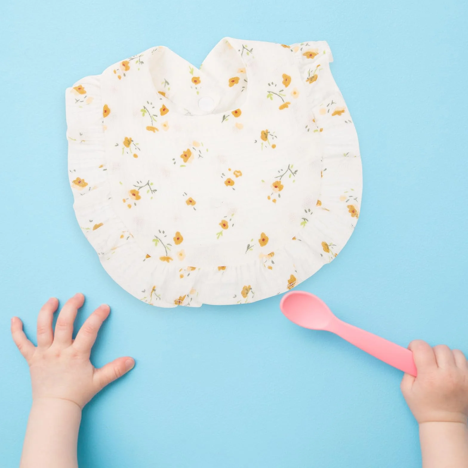 Bavoirs en Coton pour Bébé Bordure Volantée, Confortables et Réutilisables, 6 Pièces