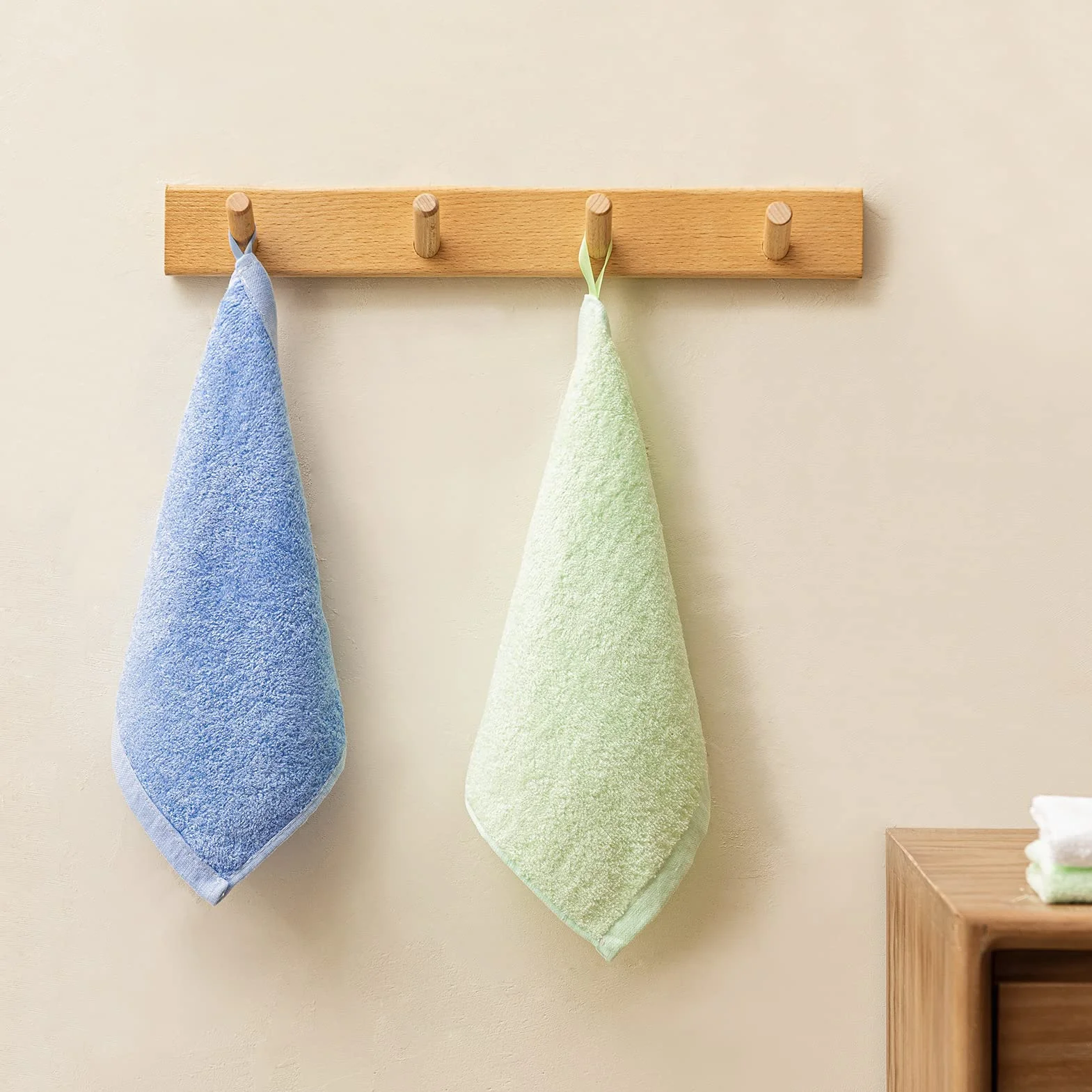 Serviettes de Bébé en Fibre de Bambou 25x25 cm - Lingettes Faciales Multicolores pour Enfants
