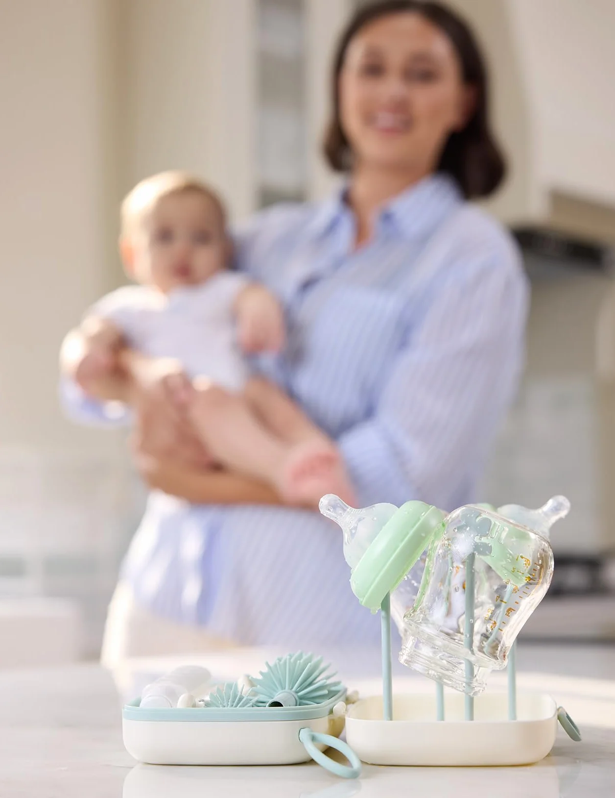 Momcozy Kit Nettoyage Biberon Silicone avec Brosse Tétine Écouvillon Boîte Rangement Support Séchage