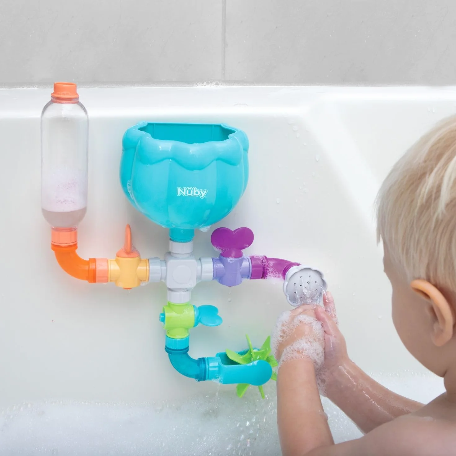 Nuby Wacky Waterworks Jouet de Bain 10 Pièces Emboîtables +18 Mois