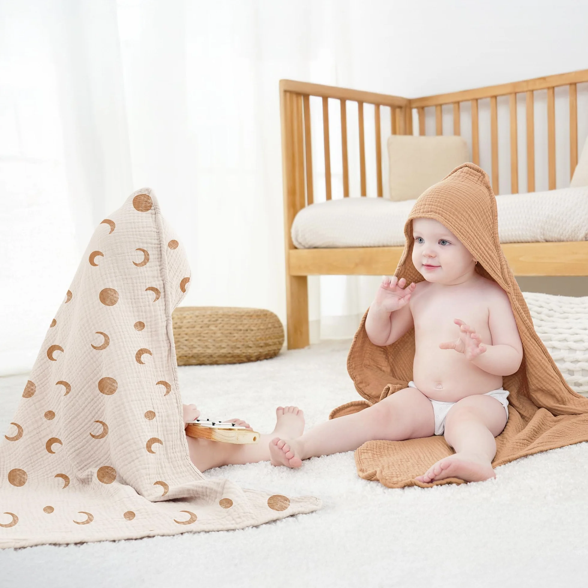 Lot de 2 Serviettes de Bain à Capuche pour Bébé en Mousseline de Coton Doux et Absorbant (Lune Brune)