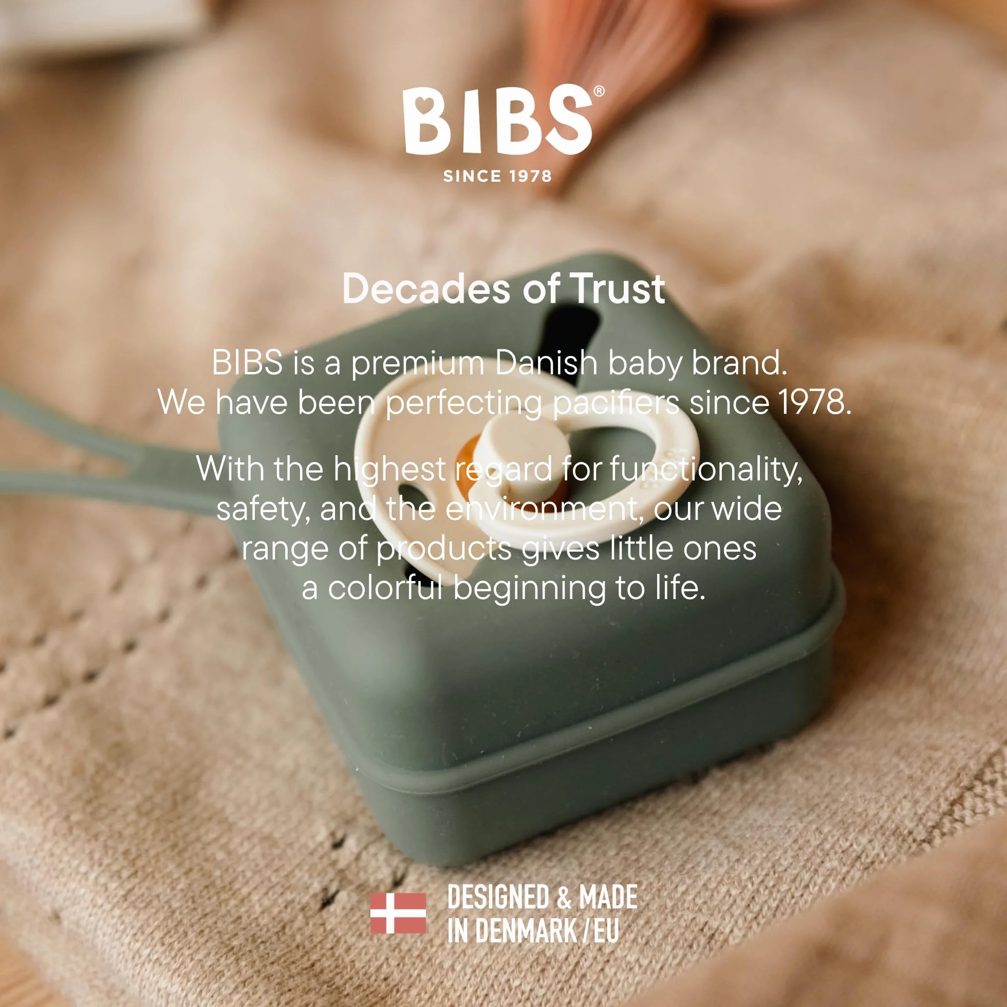 Boîte pour sucettes BIBS Vanilla, avec sangle, sans BPA, fabriqué au Danemark