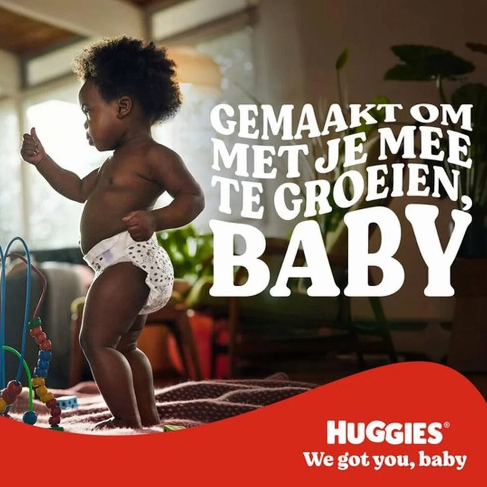 HUGGIES Little Movers Couches bébé taille 3 (4-9kg) Pack 1 mois 168 Couches