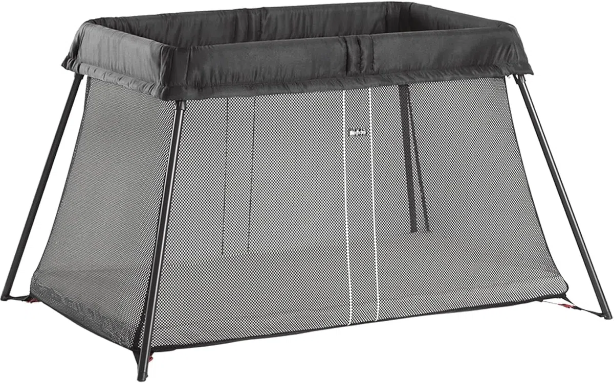 BabyBjörn Lit Parapluie Light, Noir & Drap-Housse pour Le Lit Parapluie, Blanc