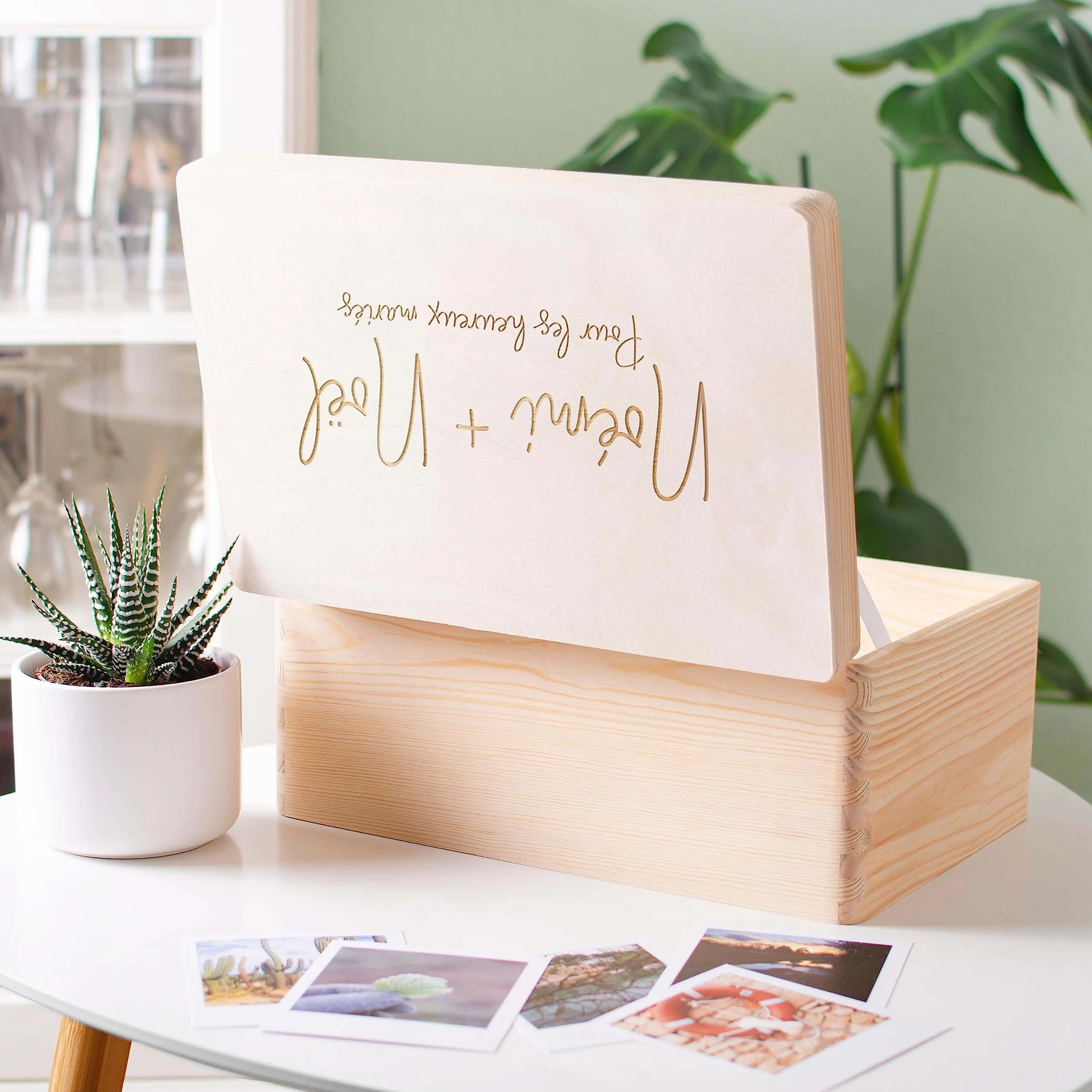 LAUBLUST Boîte à souvenirs bébé personnalisée avec gravure - Cadeau de naissance en bois naturel ou blanc FSC®