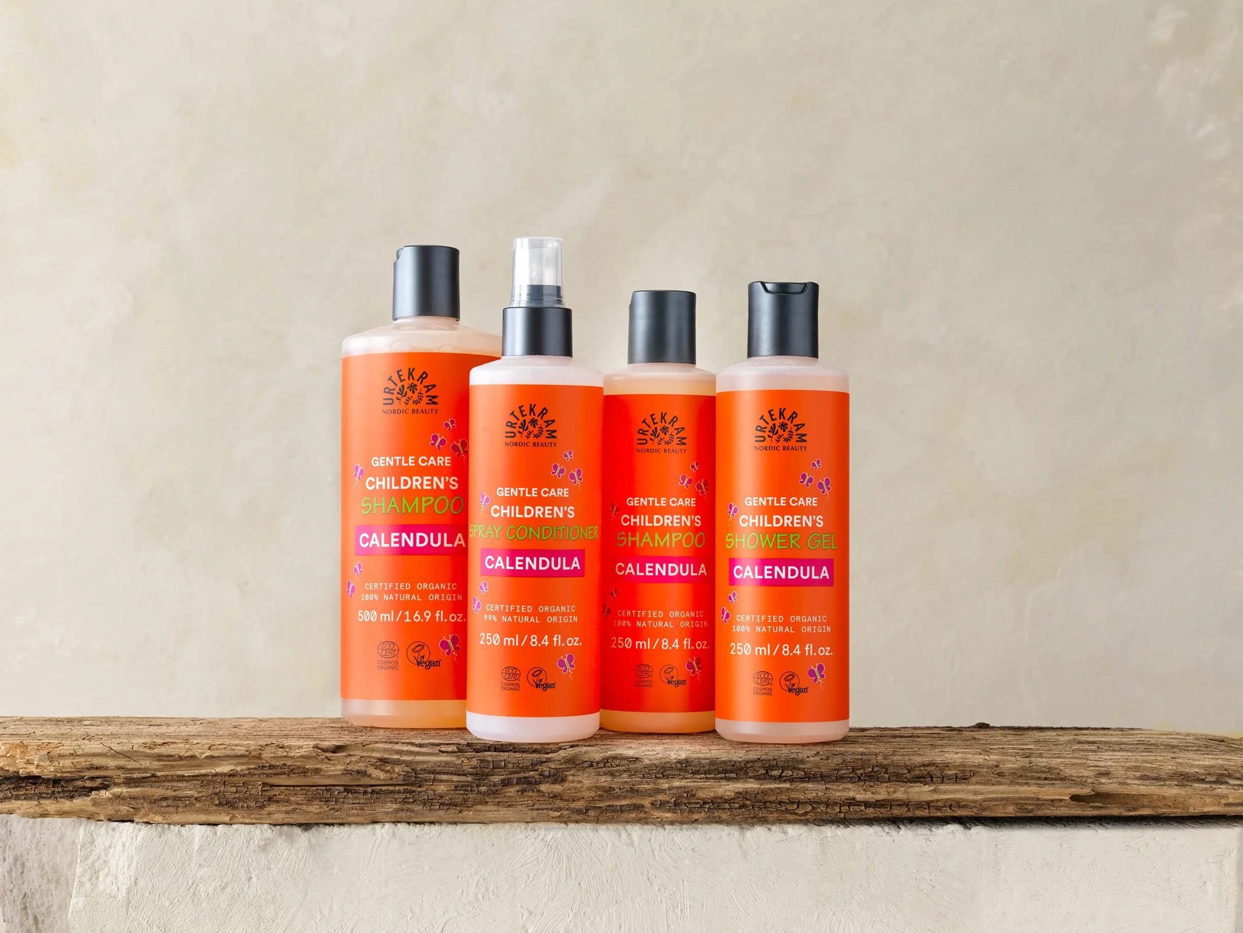 Urtekram Shampooing Enfant Bio à la Calendula 500 ml Soin Doux Cheveux Délicats Vegan Sans Parabènes ni Silicones