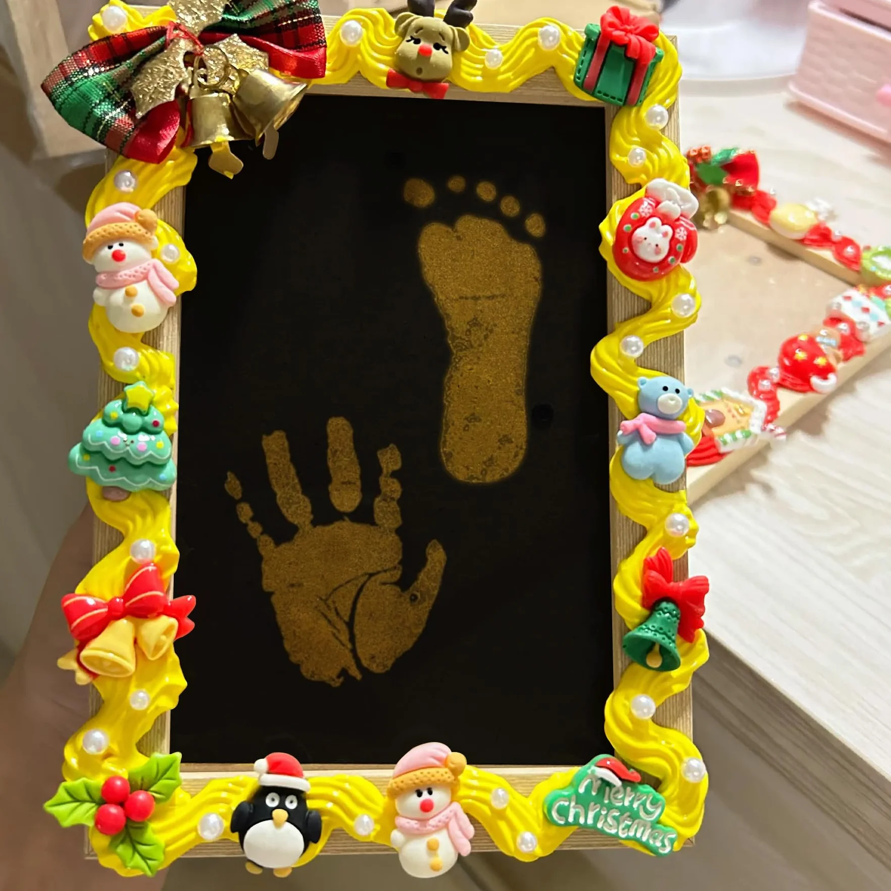 Kit Empreinte Bébé 6 Pièces Or et Argent Main Pied avec 12 Cartes Tampons Sans Encre Cadeau Souvenir
