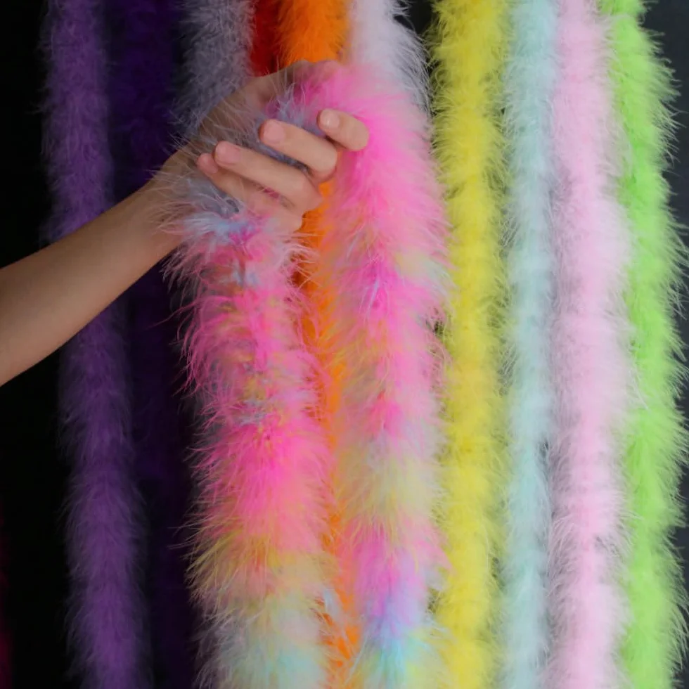 Duories Boa en plumes de dinde 2 m 8 cm - Plumes en peluche moelleuse - Étole à plumes - Guirlande à plumes pour Noël, mariage, bricolage, carnaval