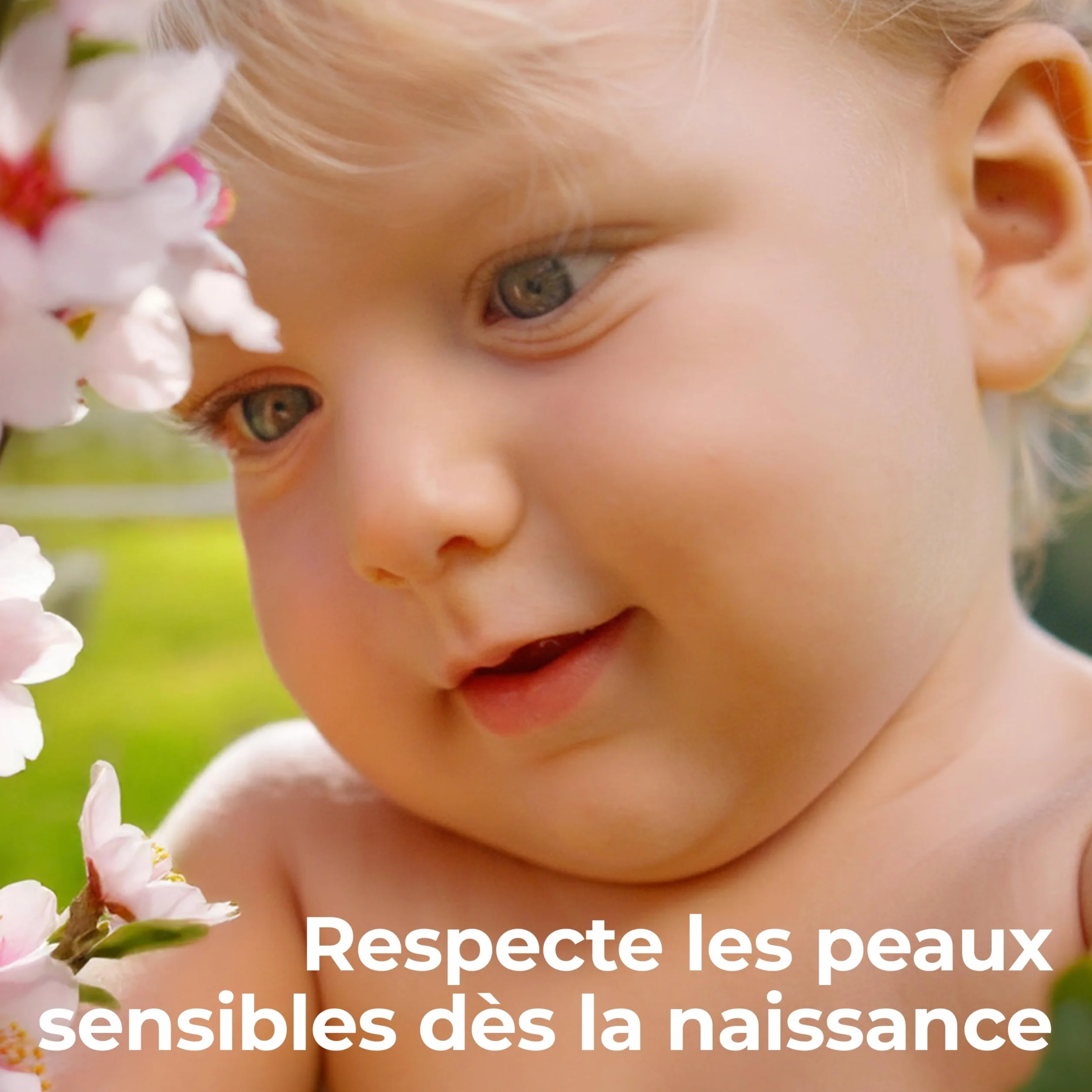 Le Petit Marseillais Bébé Huile de Douceur Amande Douce 118 mL Massage Bain Corps Cheveux Peaux Sensibles