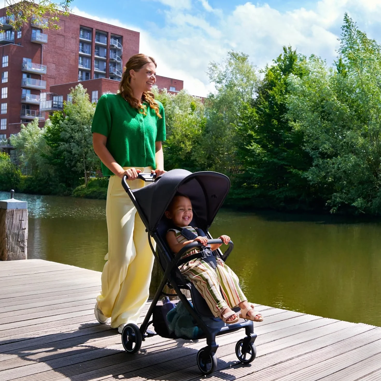 Bebeconfort Azur Poussette Canne Compacte 0-3 ans 15 kg Pliage Automatique Inclinaison Allongée Mineral Graphite