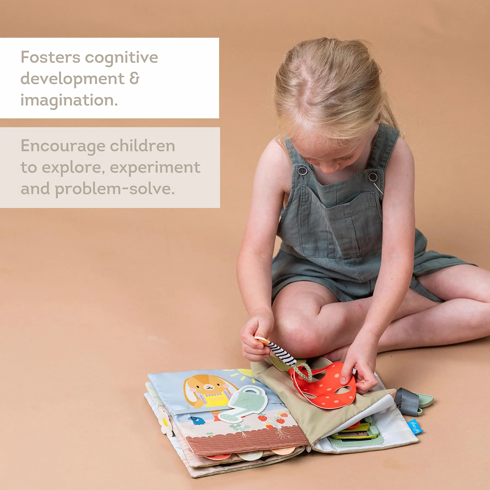 Taf Toys Mon Premier Livre d'activités 13355