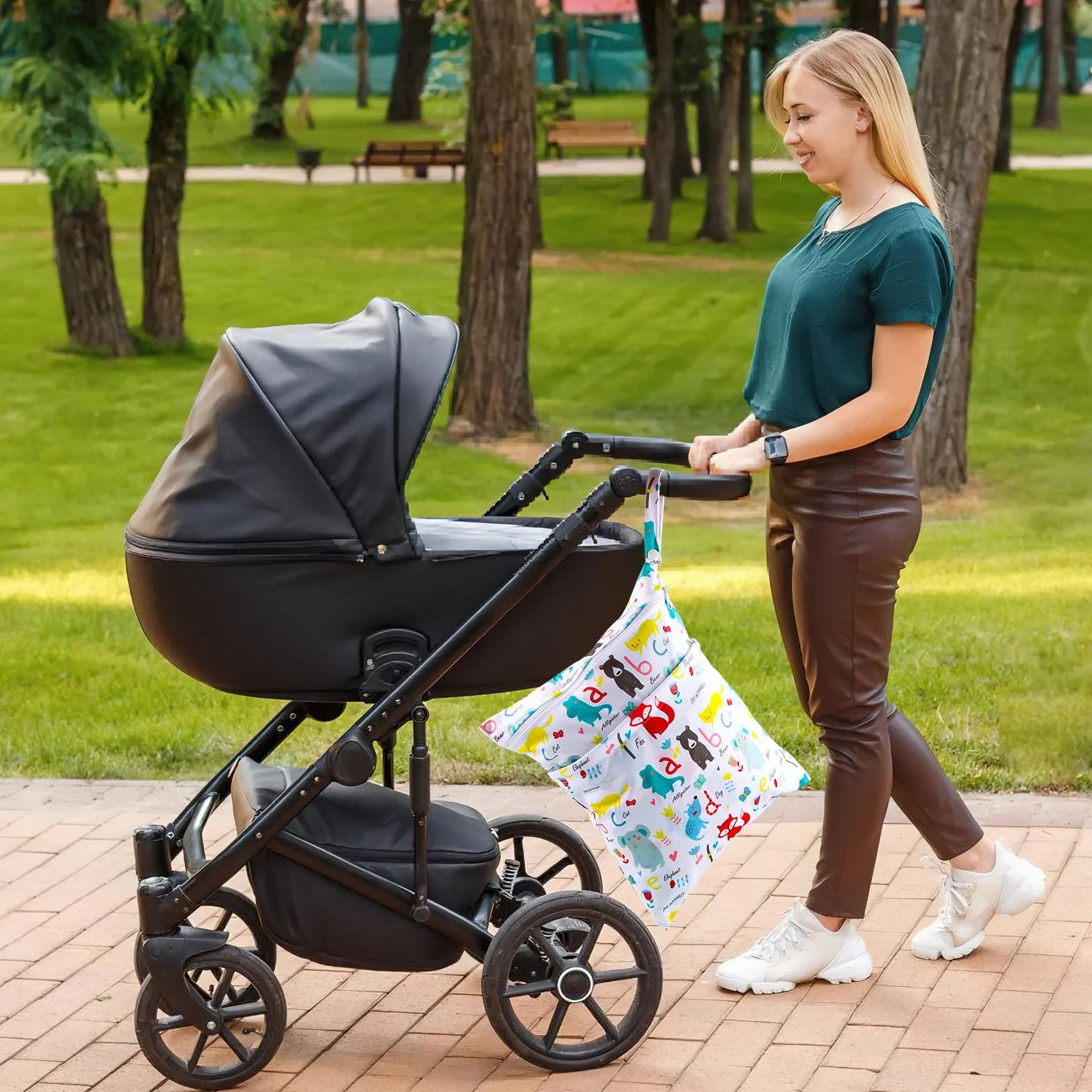 Sac à Couche Imperméable 2 Pièces Pochette Lavable Réutilisable Wet Dry Bag pour Bébé Piscine