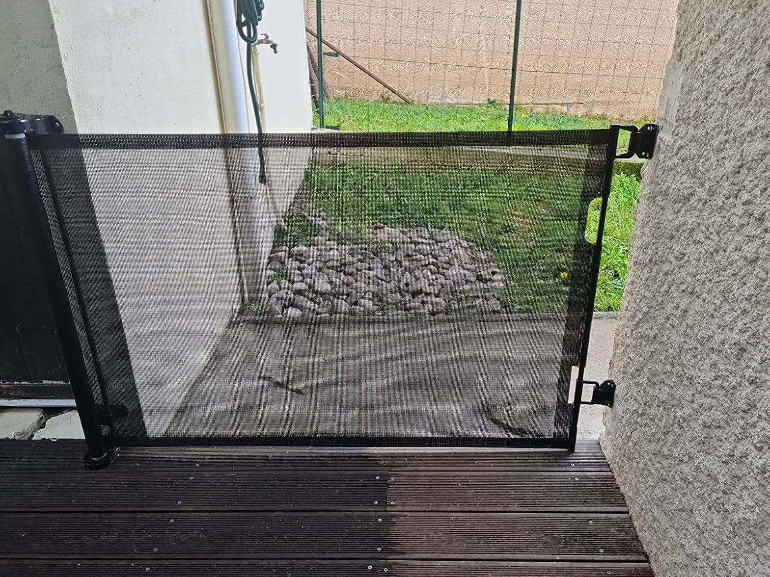 Barrière de Sécurité Enfant Rétractable 0-150 cm 86 cm de Haut pour Escaliers/Portes/Couloirs