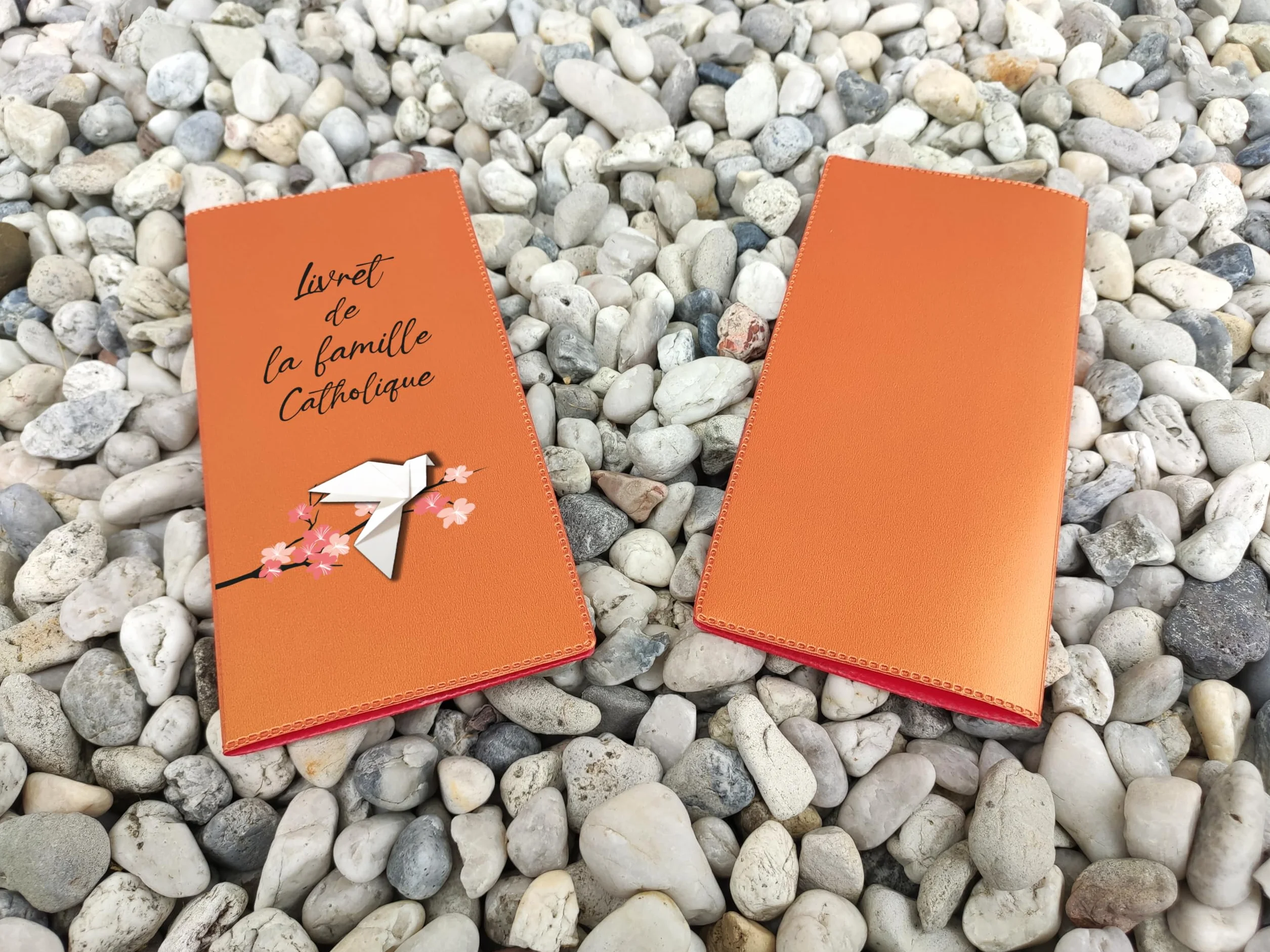 Protège Livret de Famille Personnalisé Catholique - Élégance et Protection - Fabriqué en France (Nacré Orange)