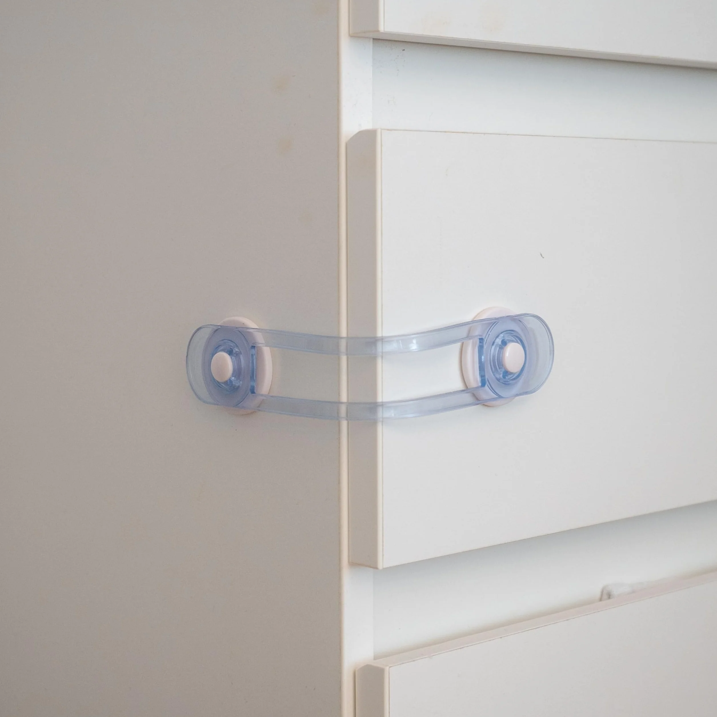 Serrures de Sécurité pour Enfants 8 pièces Transparent Multifonction pour Armoires Tiroirs Garde-manger Four Réfrigérateur